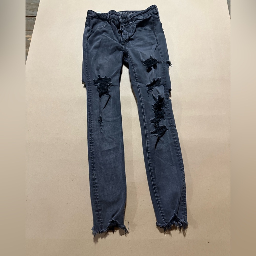 American Eagle Super Stretch Black Holy Jeans